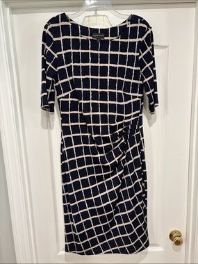 Sheath Dress with side ruching